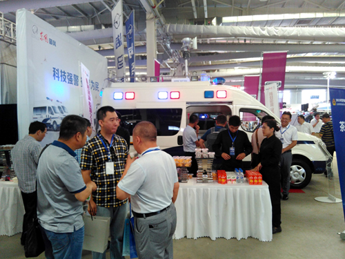 安系统合作 东风御风亮相2015长春警用装备展
