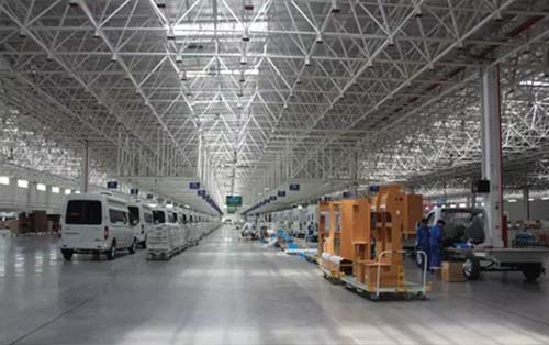 江苏省委书记考察上汽大通房车